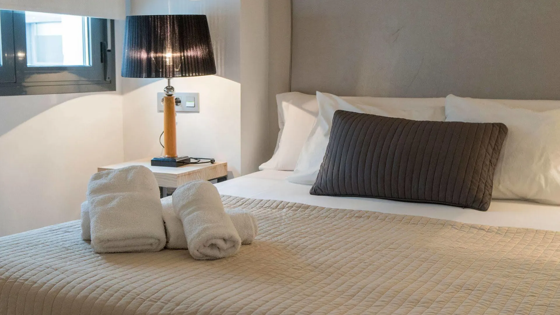 Apartamentos La Magdalena Granada Spain