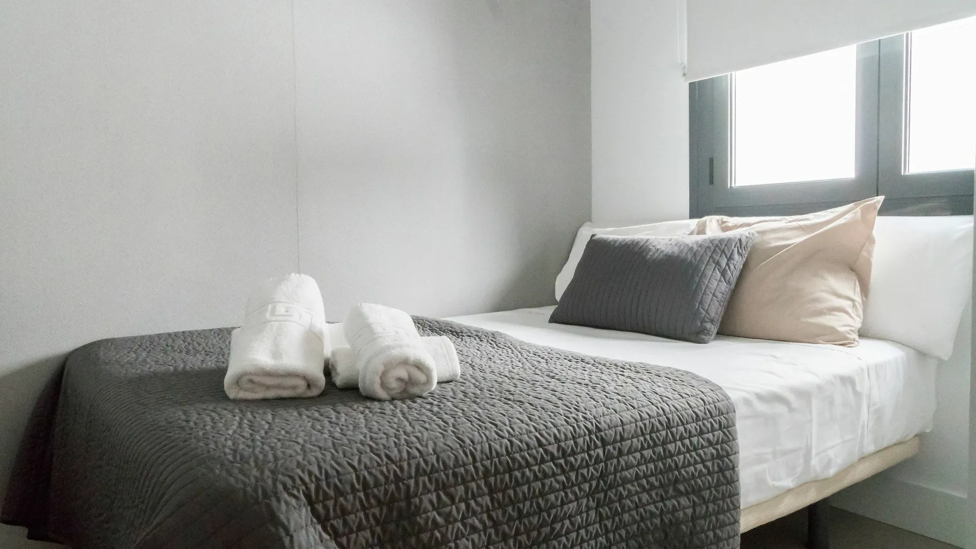 Apartment Apartamentos La Magdalena Granada Spain